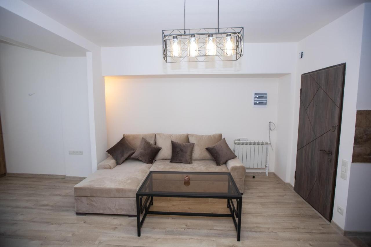 Yereone Hotel Apartment Erevan Exterior foto